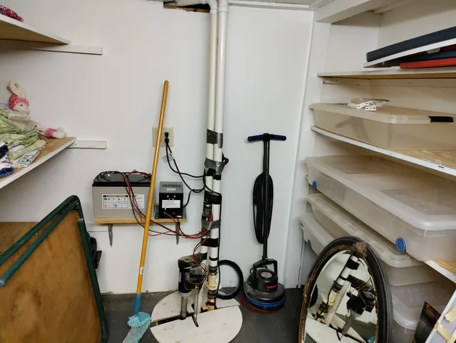 $410,000 | 9137 88th Avenue, Hickory Hills, IL 60457