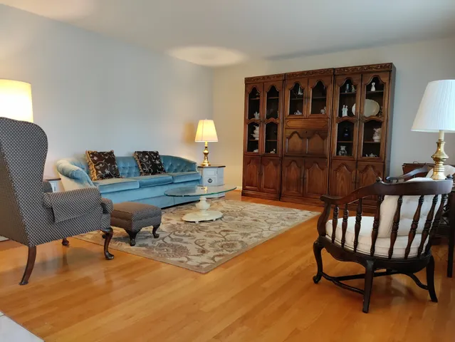 $410,000 | 9137 88th Avenue, Hickory Hills, IL 60457