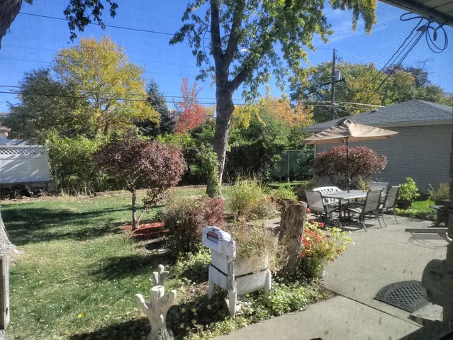 $410,000 | 9137 88th Avenue, Hickory Hills, IL 60457