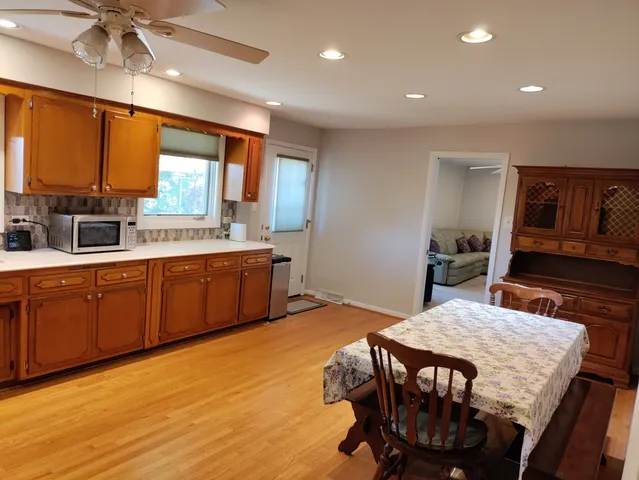 $410,000 | 9137 88th Avenue, Hickory Hills, IL 60457