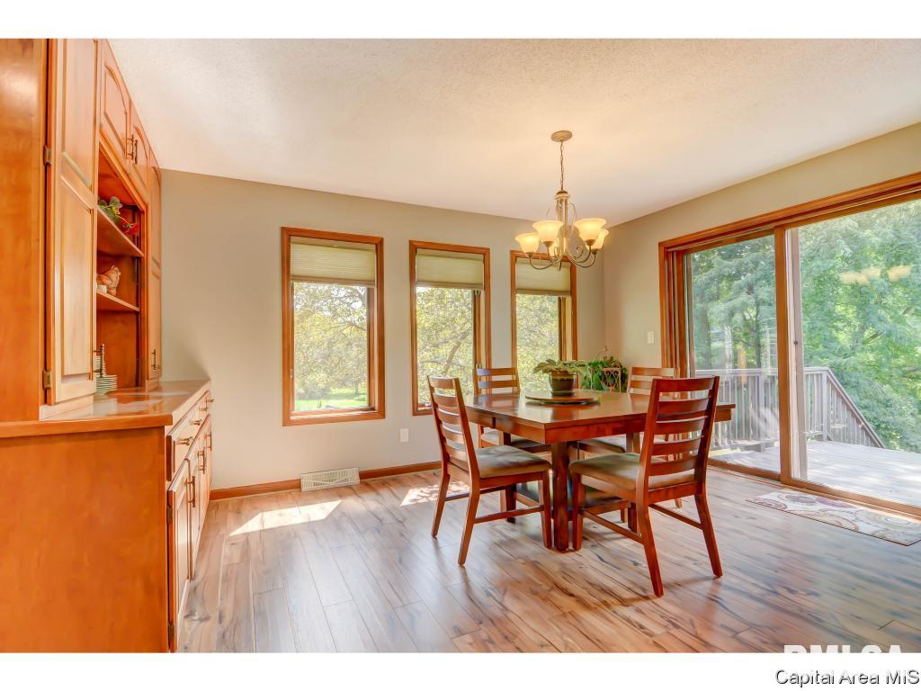 1088 Memory Lane Springfield, IL 62707 - Photo 25 of 27 Gallery Image 25