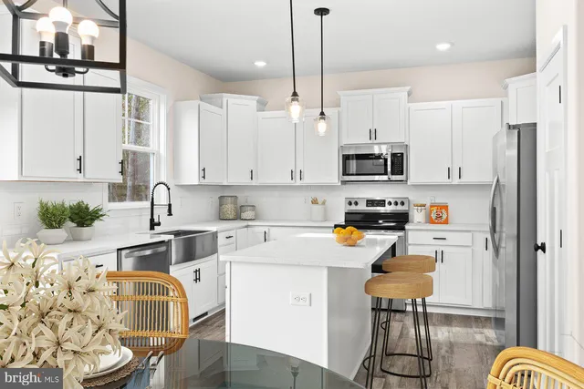 $499,900 | 8355 Coolidge Circle, King George, VA 22485