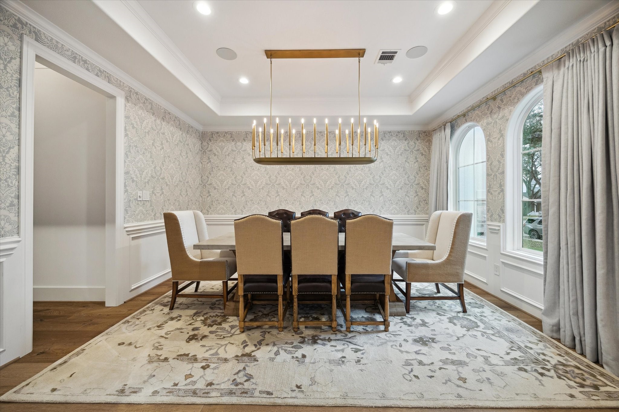 3615 Durness Way Houston, TX 77025 - Photo 4 of 46 a view of a dining room with furniture