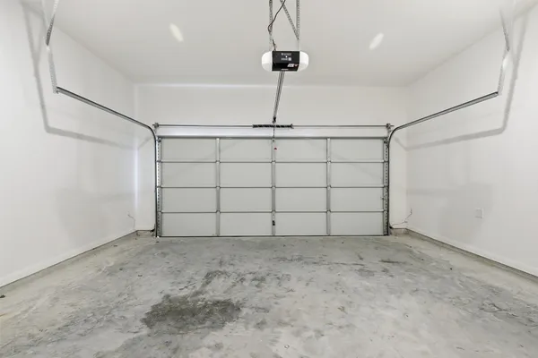 $2,675 | 9906 Clark Road, Houston, TX 77076