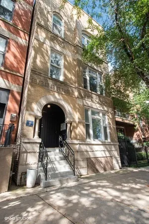 $4,300 | 448 North Aberdeen Street, Unit 2, Chicago, IL 60642