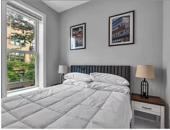 $4,300 | 448 North Aberdeen Street, Unit 2, Chicago, IL 60642