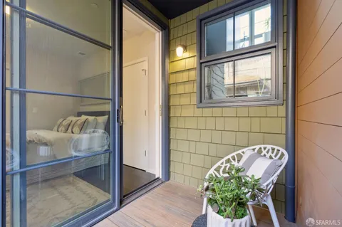 $1,455,000 | 1536 Cherry Street, Unit B, San Carlos, CA 94070