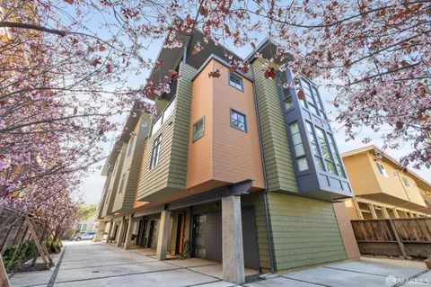 $1,455,000 | 1536 Cherry Street, Unit B, San Carlos, CA 94070