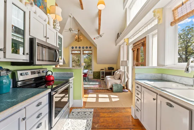 $1,200,000 | 96 Forest Haven, Boothbay, ME 04537