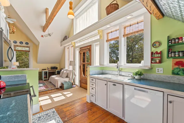 $1,200,000 | 96 Forest Haven, Boothbay, ME 04537