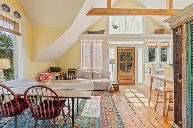 $1,200,000 | 96 Forest Haven, Boothbay, ME 04537