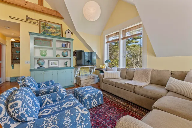 $1,200,000 | 96 Forest Haven, Boothbay, ME 04537