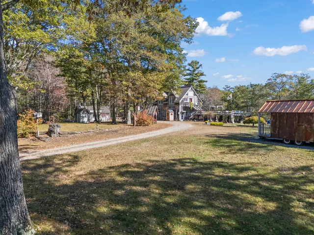 $1,200,000 | 96 Forest Haven, Boothbay, ME 04537