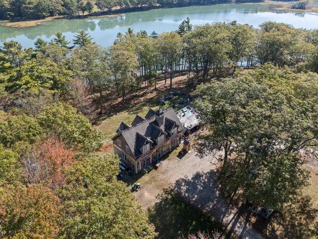 $1,200,000 | 96 Forest Haven, Boothbay, ME 04537