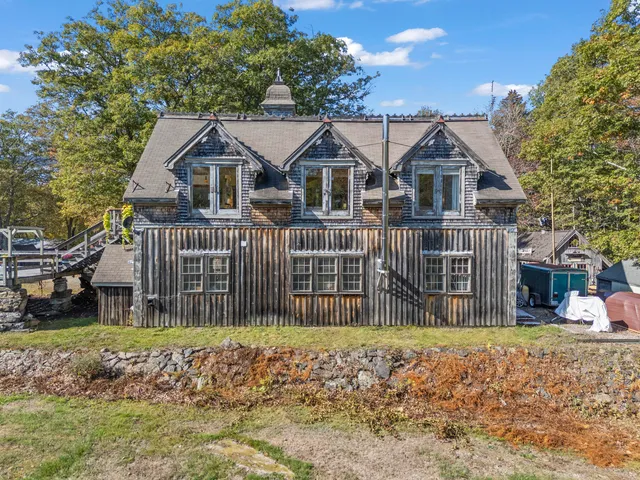$1,200,000 | 96 Forest Haven, Boothbay, ME 04537