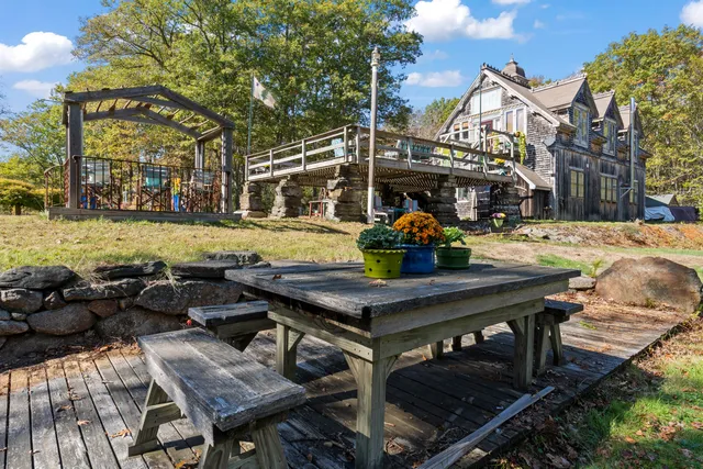 $1,200,000 | 96 Forest Haven, Boothbay, ME 04537