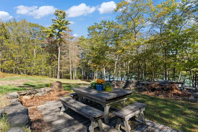 $1,200,000 | 96 Forest Haven, Boothbay, ME 04537