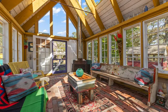 $1,200,000 | 96 Forest Haven, Boothbay, ME 04537