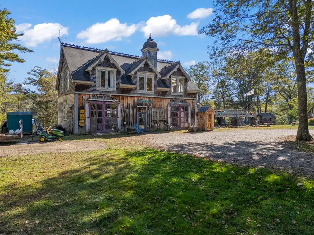 $1,200,000 | 96 Forest Haven, Boothbay, ME 04537