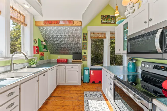 $1,200,000 | 96 Forest Haven, Boothbay, ME 04537