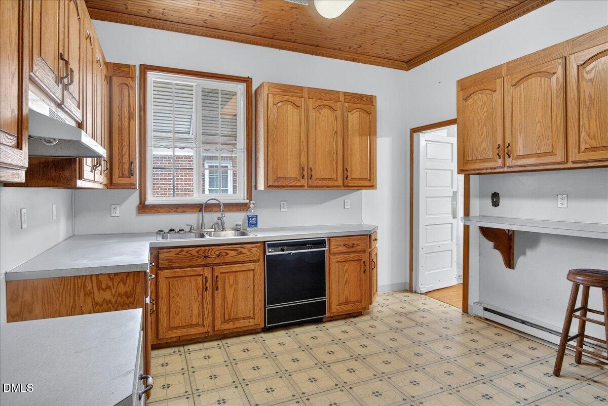 145 Granite Street Henderson, NC 27536 - Photo 7 of 20 06-Finished 145 garinte st (6 of 21)