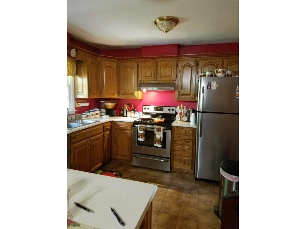 233 Lola Humphreys Road Limestone, TN 37681 - Photo 8 of 21 KITCHEN