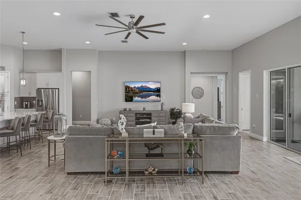 $890,000 | 5623 Wayfarer Avenue, Apollo Beach, FL 33572