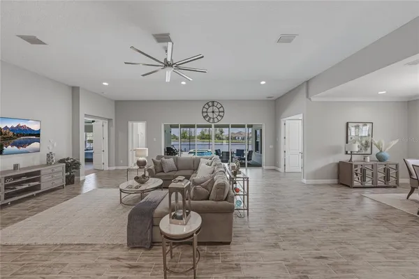 $890,000 | 5623 Wayfarer Avenue, Apollo Beach, FL 33572