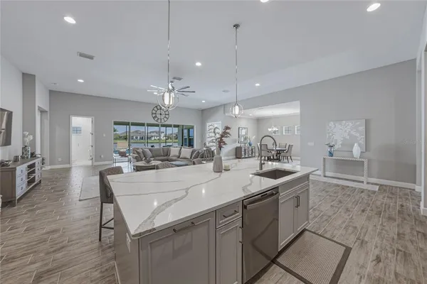 $890,000 | 5623 Wayfarer Avenue, Apollo Beach, FL 33572