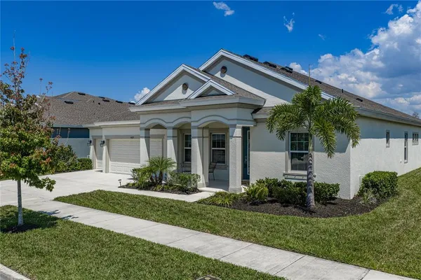 $890,000 | 5623 Wayfarer Avenue, Apollo Beach, FL 33572
