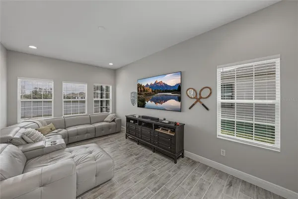 $890,000 | 5623 Wayfarer Avenue, Apollo Beach, FL 33572