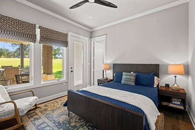 $820,000 | 733 Coyote Creek Drive, Gordonville, TX 76245