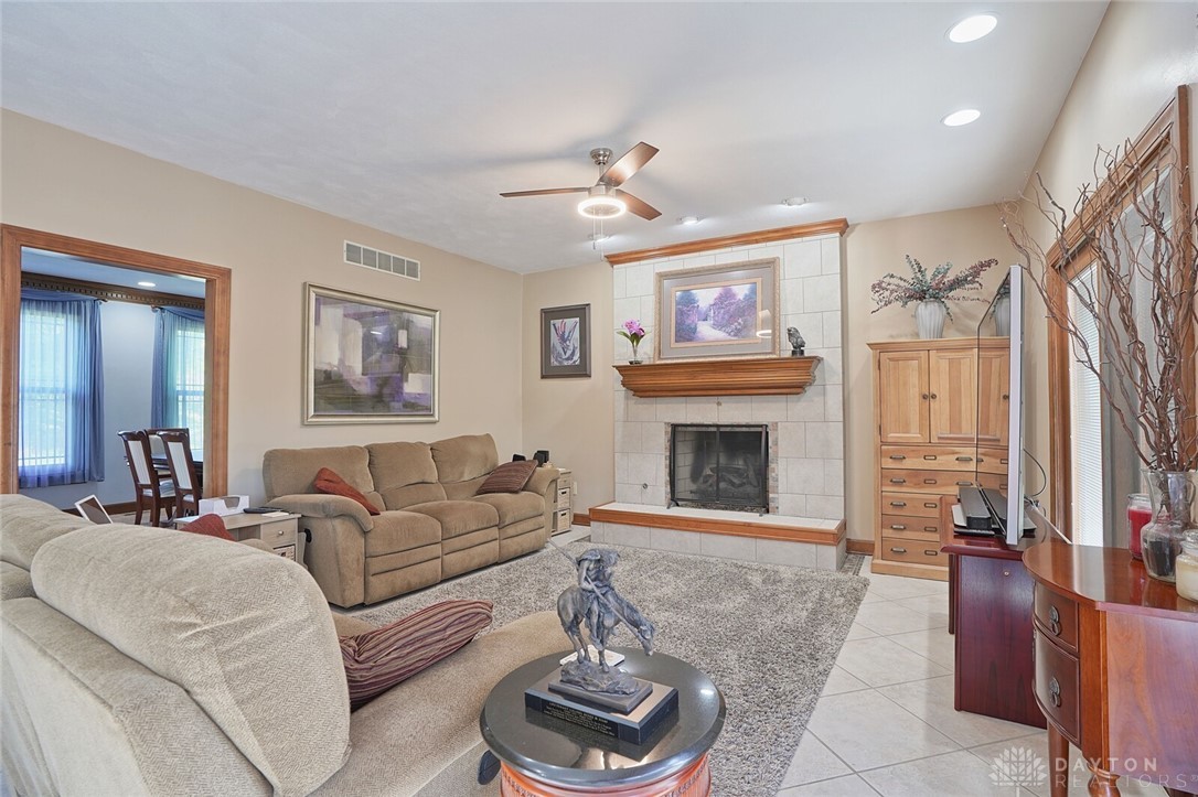 2284 Briggs Road Centerville, OH 45459 - Photo 51 of 93