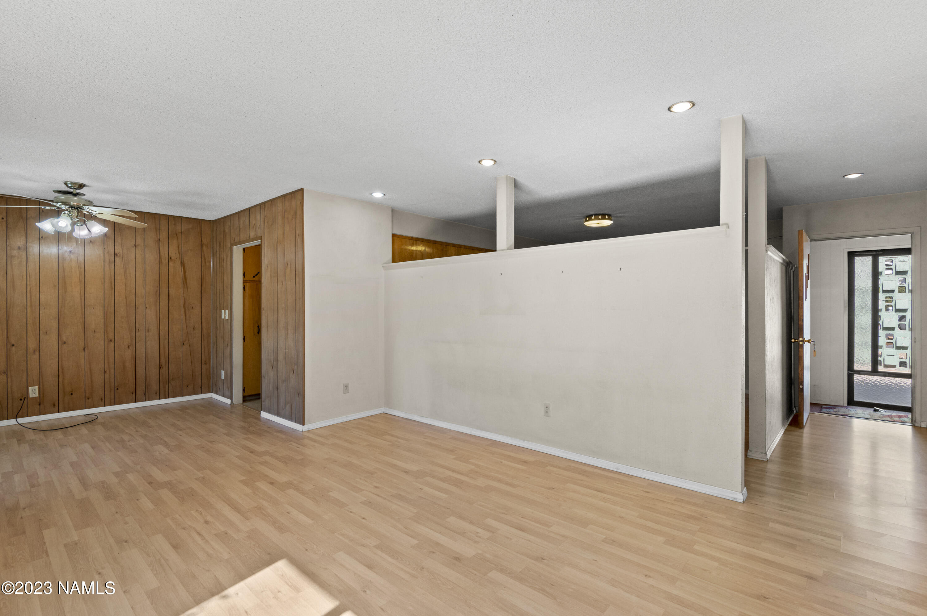 2315 East Lockett Road Flagstaff, AZ 86004 - Photo 4 of 27 DSC_2433