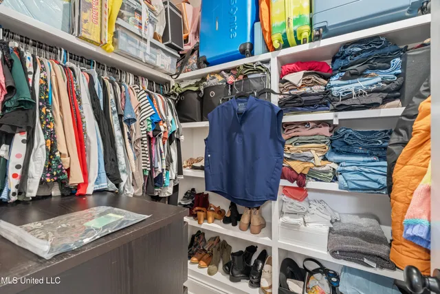 $355,000 | 8 Canyon Oak, Hattiesburg, MS 39402