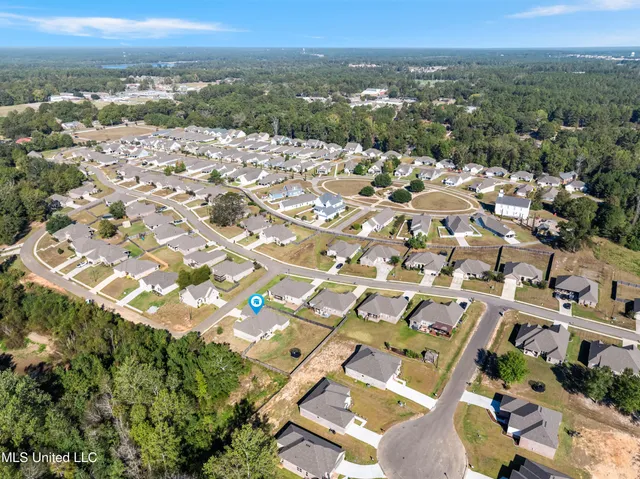 $355,000 | 8 Canyon Oak, Hattiesburg, MS 39402