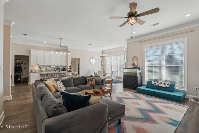 $355,000 | 8 Canyon Oak, Hattiesburg, MS 39402