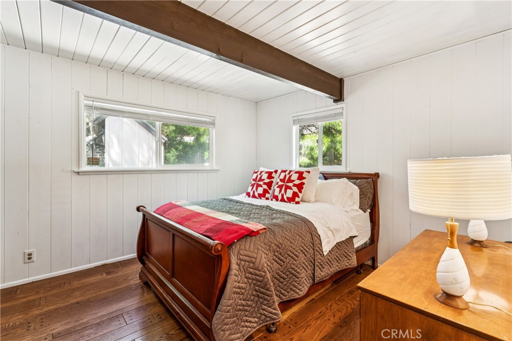 686 Grass Valley Road Lake Arrowhead, CA 92352 - Photo 15 of 55