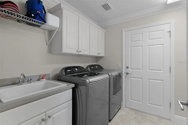 $600,000 | 2921 Evinston Court, The Villages, FL 32163