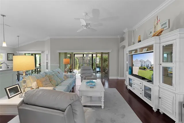 $600,000 | 2921 Evinston Court, The Villages, FL 32163