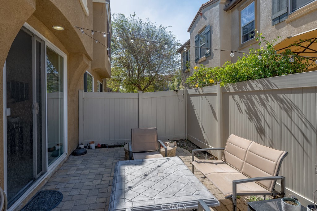 3631 Dunkirk Drive Oxnard, CA 93035 - Photo 12 of 16 a view of outdoor space yard and patio