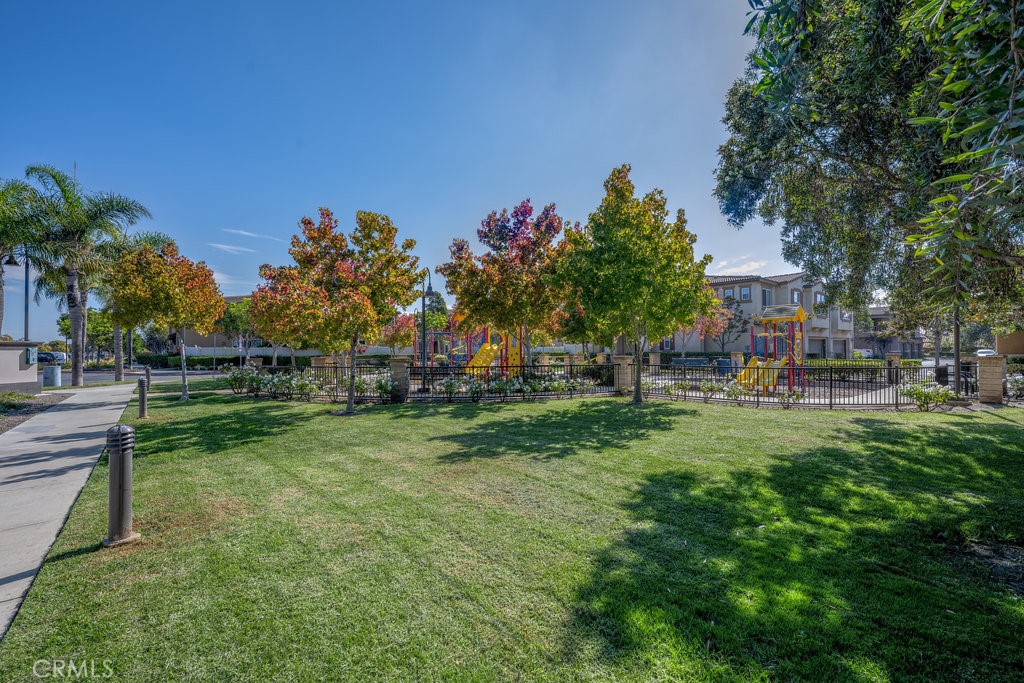 3631 Dunkirk Drive Oxnard, CA 93035 - Photo 13 of 16 a view of a house with a yard