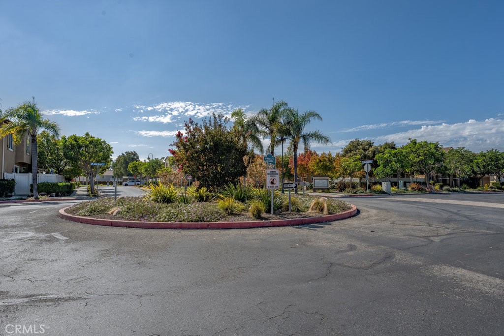3631 Dunkirk Drive Oxnard, CA 93035 - Photo 15 of 16 a view of a garden with large trees