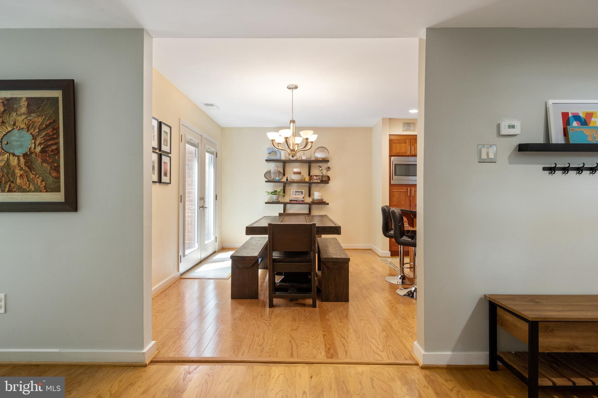 11720 Indian Ridge Road Reston, VA 20191 - Photo 17 of 68 Dining area from family room