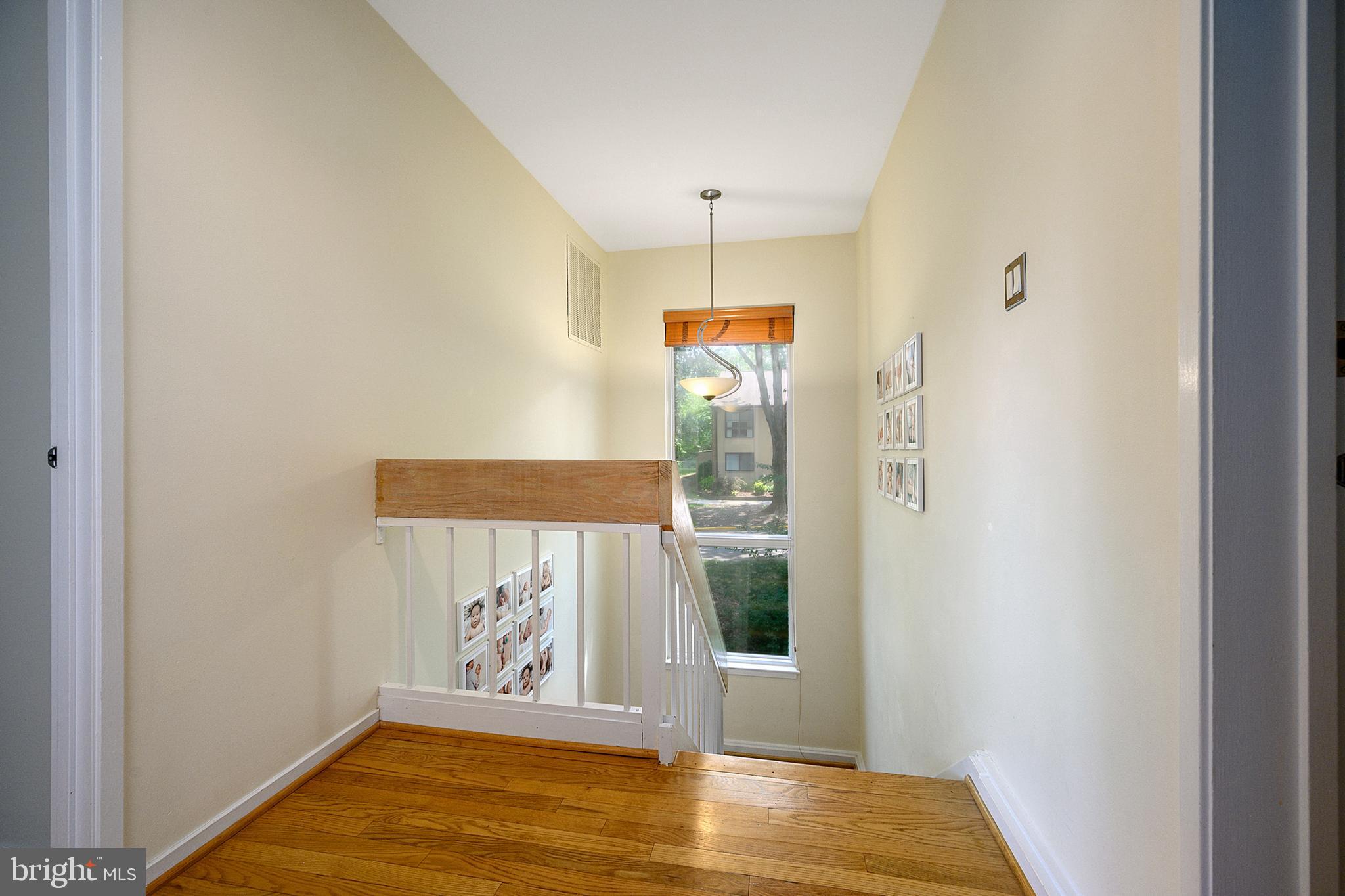 11720 Indian Ridge Road Reston, VA 20191 - Photo 28 of 68 Upstairs landing