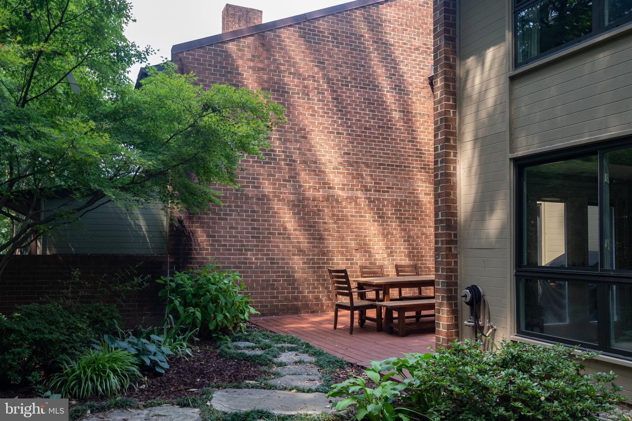 11720 Indian Ridge Road Reston, VA 20191 - Photo 43 of 68