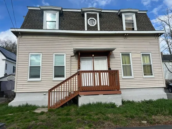 $2,800 | 57-59 Cedar Street, Unit 1, Haverhill, MA 01830