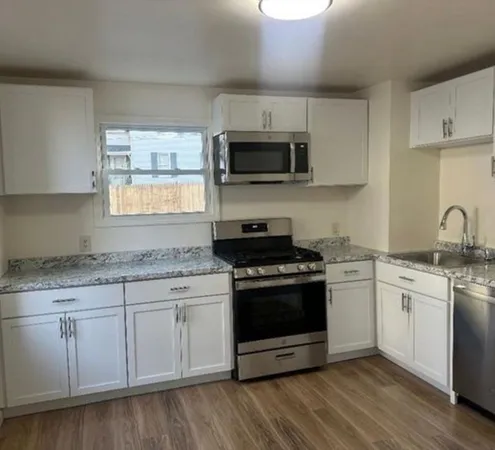$2,800 | 57-59 Cedar Street, Unit 1, Haverhill, MA 01830