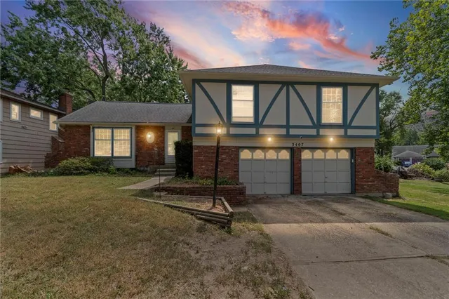 $265,000 | 3407 Birchwood Drive, Kansas City, MO 64137