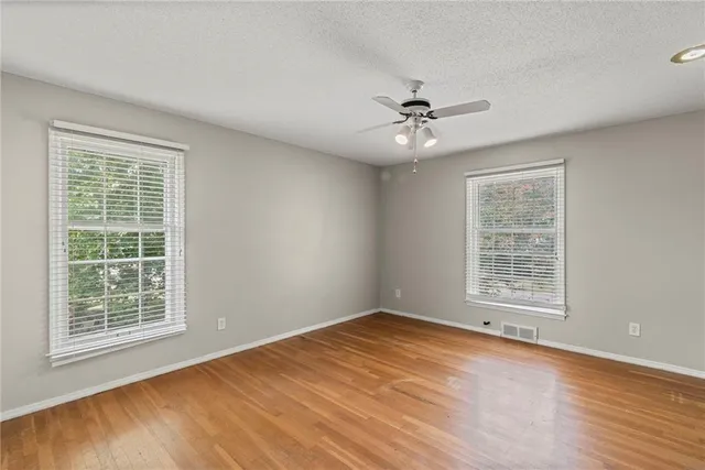 $265,000 | 3407 Birchwood Drive, Kansas City, MO 64137